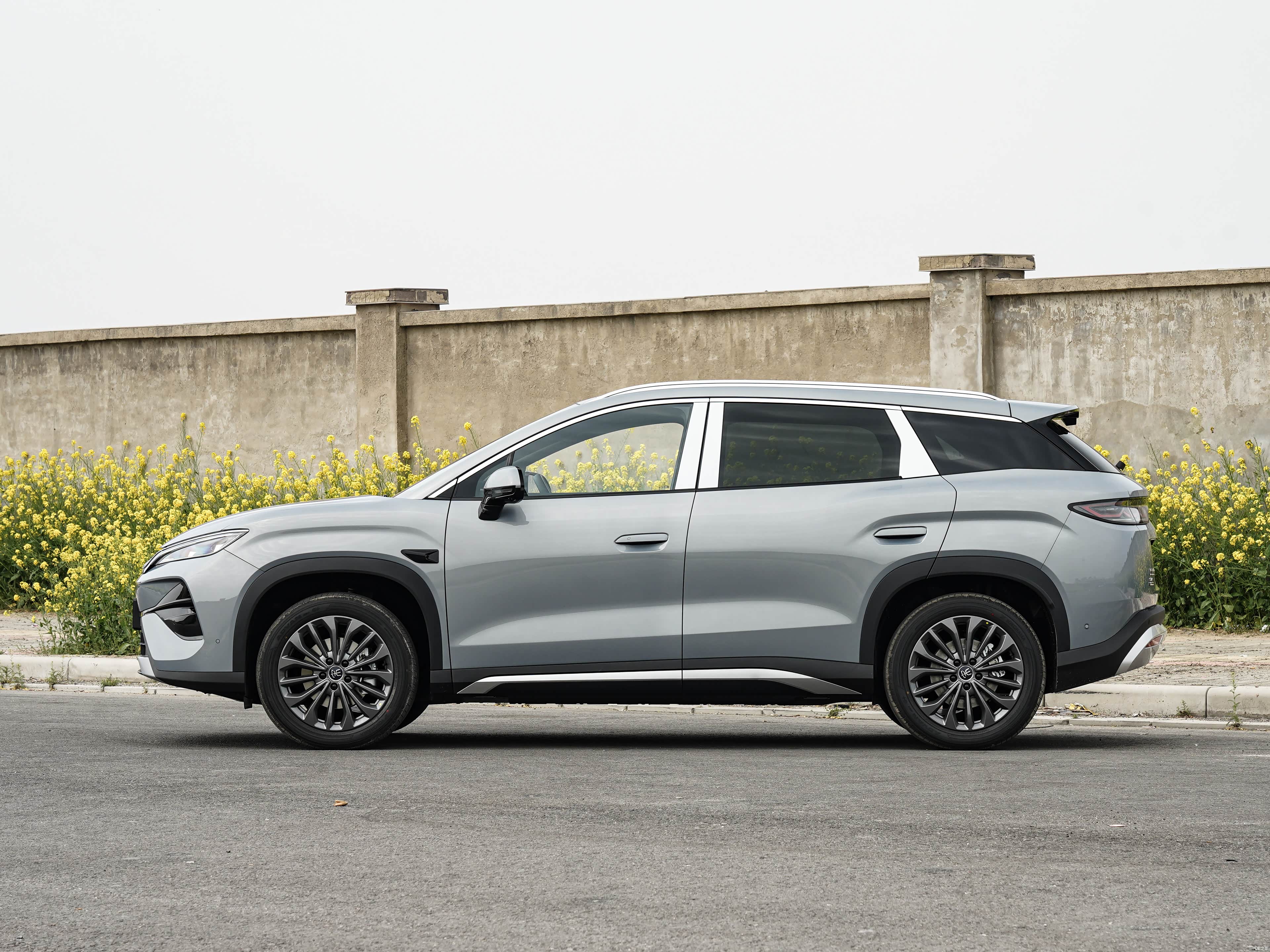 宋Ultra EV 2026款 710KM 超越型